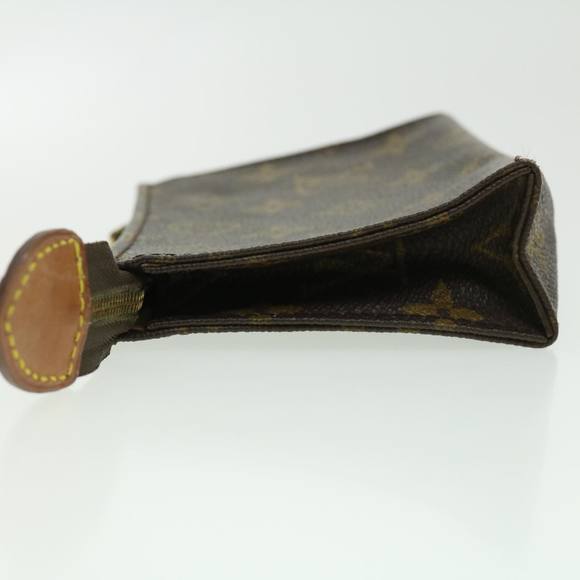 LOUIS VUITTON Poche Toilette Clutch Bag - Picture 4 of 9